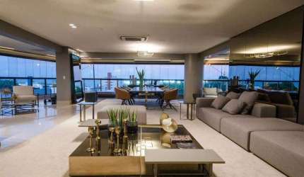 Apartamento para venda possui 414 metros quadrados com 5 quartos