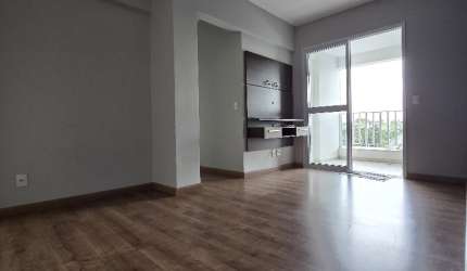 Apartamento de 2 dormitórios para Locação no Urbanova