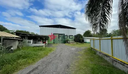 Galpão com 1400m² para Locação em Caçapava - SP