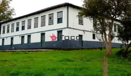 MP FAZENDA HISTÓRICA DE 1832 / MOBILIADA ( PORTEIRA FECHADA ) / ESCRITURADA / A 03 KM DO CENTRO DA CIDADE DE PIQUETE.