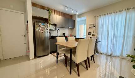 Lindo apartamento no Costa e Silva, suite + 1 quarto, 2 vagas de garagem, 65m2 privativos