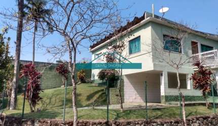 Belíssima Casa com Oportunidade de compra em praia de Massaguaçu