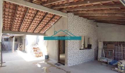 Casa a venda no bairro Pegorelli em Caraguatatuba SP