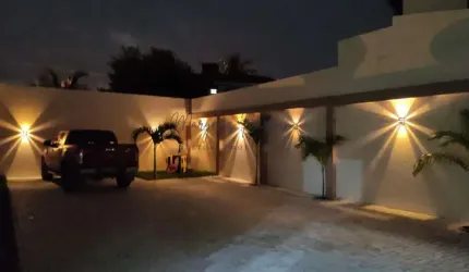 Casa em Condomínio para Venda em Lauro de Freitas, Buraquinho, 2 dormitórios, 2 suítes, 2 banheiros, 1 vaga