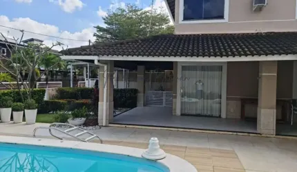 Casa em Condomínio para Venda em Lauro de Freitas, Buraquinho, 4 dormitórios, 4 suítes, 5 banheiros, 2 vagas