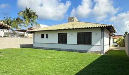 Casa para Locação em Lauro de Freitas, Vilas Do Atlântico, 3 dormitórios, 3 suítes, 6 banheiros, 3 vagas