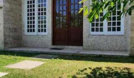 Casa em Condomínio para Locação em Camaçari, Busca Vida (Abrantes), 4 dormitórios, 4 suítes, 5 banheiros, 2 vagas