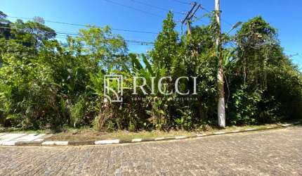 comprar terreno Santa Terezinha