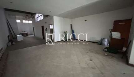 Prédio comercial em Santos