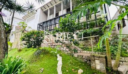 Comprar casa no Ilha Porchat com piscina e area de lazer