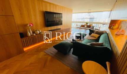 Apartamento Espetacular com Vista para o Mar