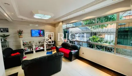 Casa sobrado a venda no Marapé