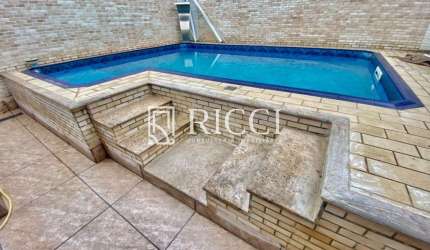 Casa com 3 quartos à venda no Marapé, Santos  por R$ 1.790.000