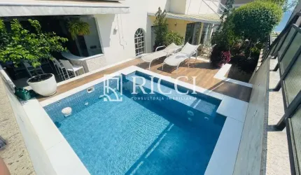 Imperdível cobertura de luxo com 4 quartos e 348m² na Aparecida, Santos-SP!