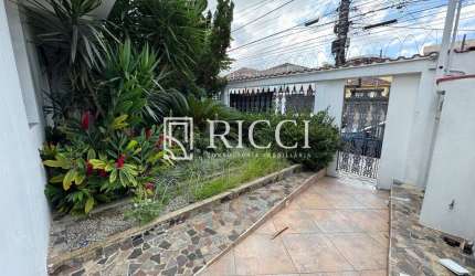 Oportunidade - Casa Sobrado Comercial / Residencial, Aparecida