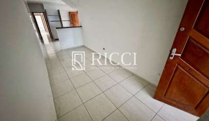 Casa à venda no marapé, sobreposta baixa, 3 quartos, 1 suíte