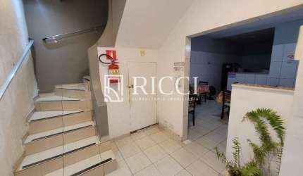 Casa com 10 Quartos à Venda no José Menino, em Santos
