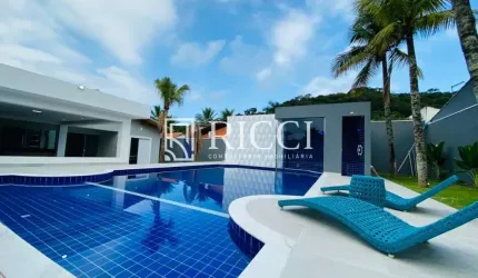 Jardim Acapulco, piscina. churrasqueira, 3 dormitórios, 2 suítes, sauna