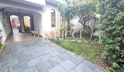 Casa à Venda Com 4 quartos no Embaré, Santos | RICCI