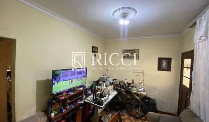 Imperdível Casa à Venda em Santos-SP na Vila Mathias: 2 Quartos, 1 Sala, 2 Banheiros, 1 Vaga de Garagem, 77m² de Área