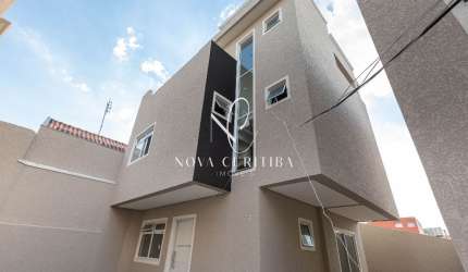 Sobrado com 3 dormitórios à venda, 120 m² por R$ 660.000,00 - Xaxim - Curitiba/PR