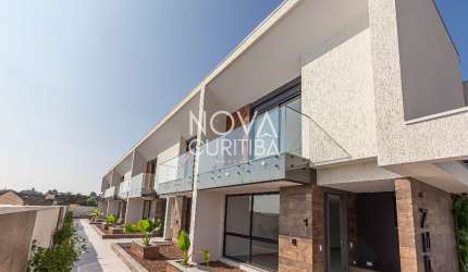 Exclusividade e Sofisticação no Open Boulevard – Casa com 3 Suítes e Quintal Privativo