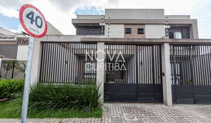 Sobrado com 3 dormitórios à venda, 106 m² por R$ 939.000,00 - Boqueirão - Curitiba/PR