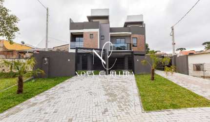 Sobrado com 3 dormitórios à venda, 126 m² por R$699.000,00 - Uberaba - Curitiba/PR
