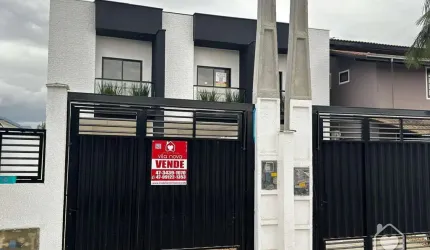 Sobrado Geminado à venda no Vila Nova