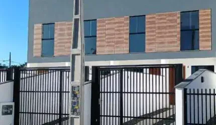 Sobrado Geminado à venda no Vila Nova