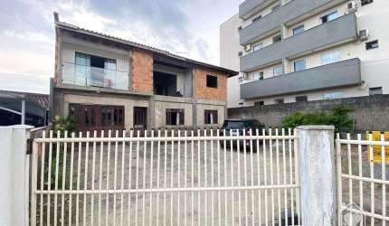 Sobrado à venda no Vila Nova
