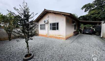 Casa Averbada à venda no Vila Nova