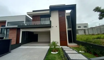 Excelente casa em condomínio  com 3 suítes
