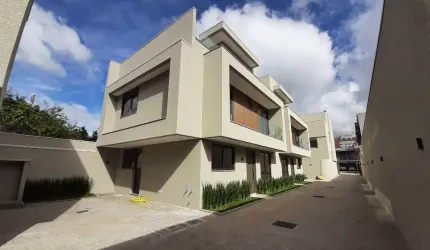 Gilberto corretor. sobrado em condomínio, Boa Vista, Curitiba.
