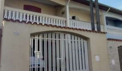 Casa 3 dormitorios  para venda  em Votorantim no bairro Centro