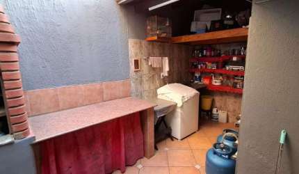 Casa 2 dormitorios 2 suites  para venda  em Sorocaba no bairro Jardim das Flores