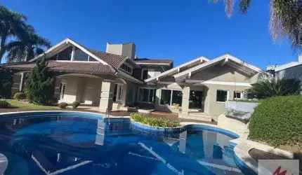 CASA CHARMOSA A VENDA COM 4 SUITES MASTER- BAIRRO: SAO JOSE EM SAO LEOPOLDO-RS.