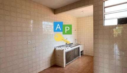 Casa para Venda em Duque de Caxias, Centro, 2 dormitórios, 1 banheiro