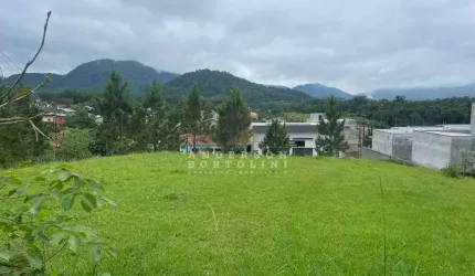Terreno à venda no Centro, Schroeder  por R$ 1.500.000