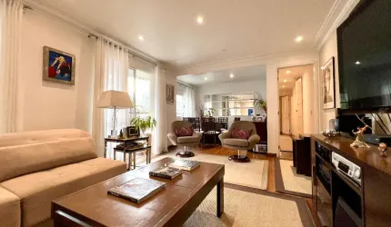 Apartamento em Moema Pássaros com 3 dormitórios