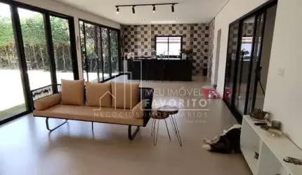 Vende-se casa térrea de 4 quartos com 4 suítes no cond. Parque da Fazenda