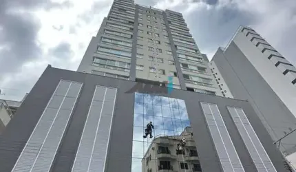 Apartamento com 3 quartos à venda na Rua 906, 244, Centro, Balneário Camboriú por R$ 2.300.000