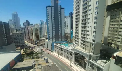 Apartamento com 3 quartos à venda na Rua 3700, 450, Centro, Balneário Camboriú por R$ 2.800.000