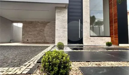 Casa térrea com 3 quartos à venda em Anápolis City - GO