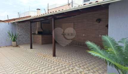 Casa com 3 quartos à venda em Anápolis City - GO