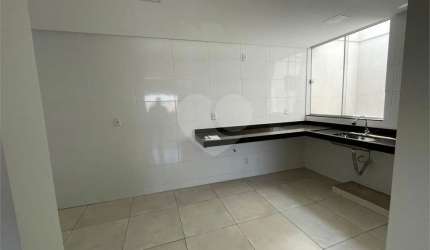 Apartamento com 3 quartos à venda em Conjunto Iapc - GO