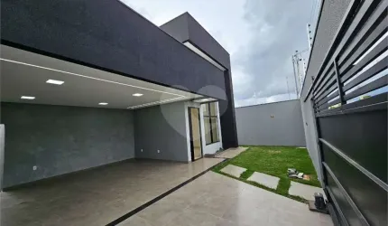 Casa com 3 quartos à venda em Residencial Vida Nova - GO