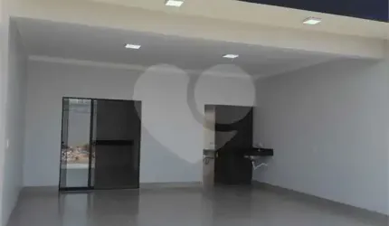 Casa com 3 quartos à venda em Residencial Vida Nova - GO