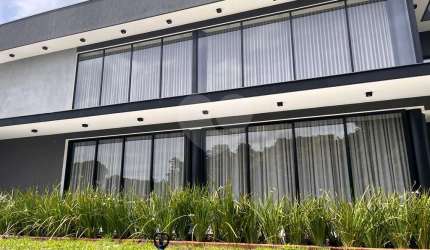 Sobrado com 6 quartos à venda em Residencial Rose's Garden - GO