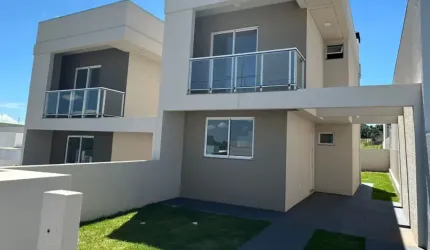 VENDE-SE LINDO SOBRADO COM CHURRASQUEIRA!